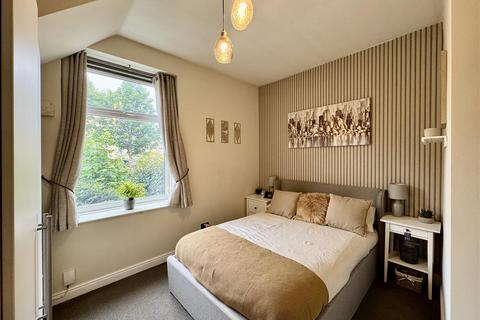 520b Wakefield Road, Huddersfield, HD5 8PU