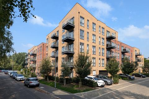 1 bedroom apartment for sale, Regents House, Frogmore road, HP3