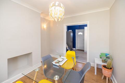 27 Church Road, Stainforth, Doncaster, DN7 5AE