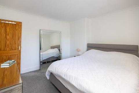 27 Church Road, Stainforth, Doncaster, DN7 5AE