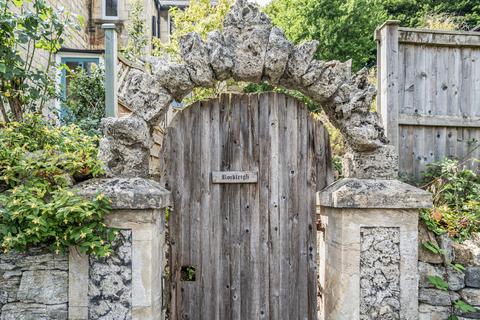 undefined, Butterrow Hill, Gloucestershire GL5