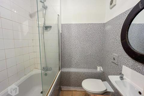 undefined, Holland Road, Manchester, Greater Manchester, M8 4NP