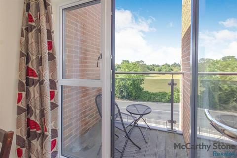 1 bedroom apartment for sale, Glenhills Court, Little Glen Road, Glen Parva, Leicester