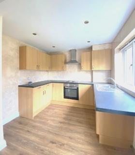 3 bedroom terraced house to rent, Orchard Road, Northfleet