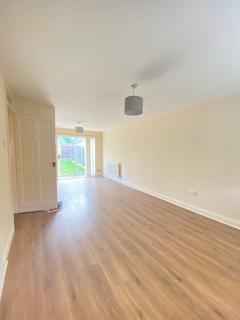3 bedroom terraced house to rent, Orchard Road, Northfleet