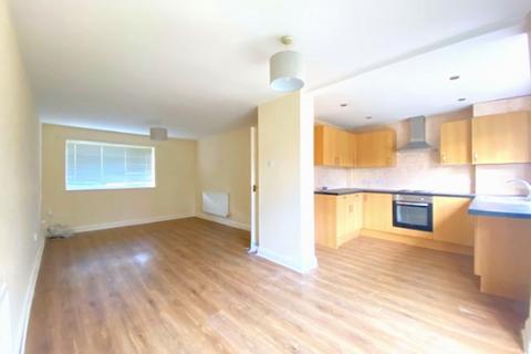 3 bedroom terraced house to rent, Orchard Road, Northfleet