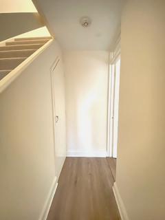 3 bedroom terraced house to rent, Orchard Road, Northfleet