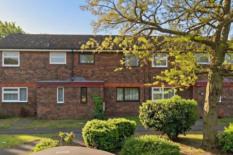 3 bedroom terraced house to rent, Orchard Road, Northfleet