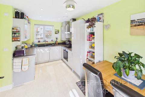 3 bedroom detached house for sale, Oxlip Way, Stowupland IP14