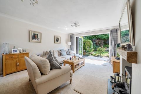 12 Arle Gardens, Alresford, SO24 9BA