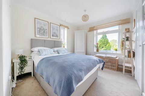 12 Arle Gardens, Alresford, SO24 9BA