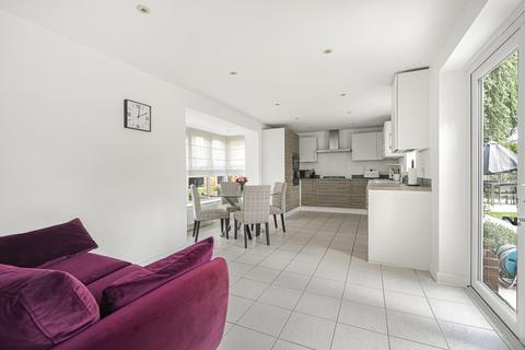27 River View, Stapleford, Cambridge, CB22 5FW