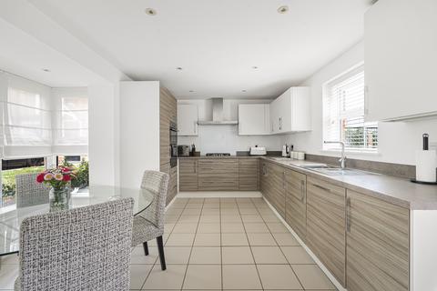 27 River View, Stapleford, Cambridge, CB22 5FW