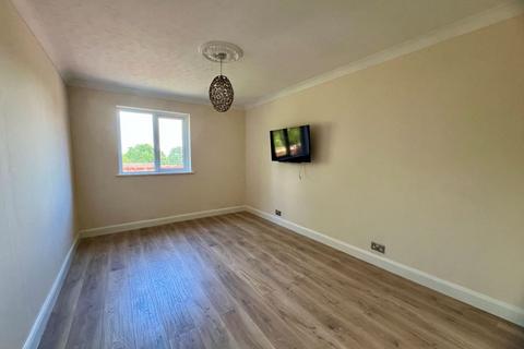 2 bedroom bungalow for sale, 130 Paddock Lane, Redditch, B98 7XT