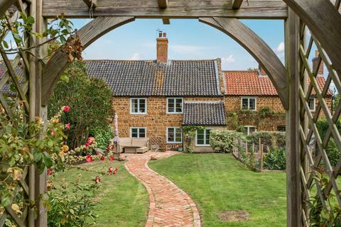 4 bedroom cottage for sale, Main Street, Eastwell, Melton Mowbray