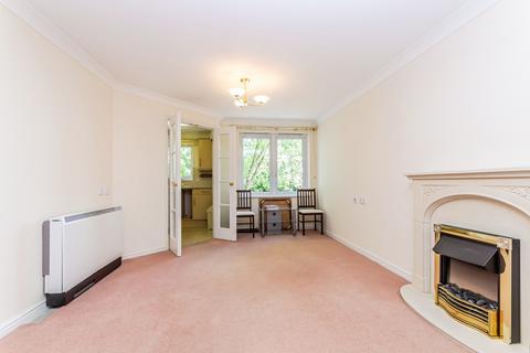 undefined, Roman Court (Edenbridge), Edenbridge TN8