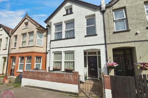 3 bedroom terraced house for sale, Brightwell Ave, Westcliff On Sea