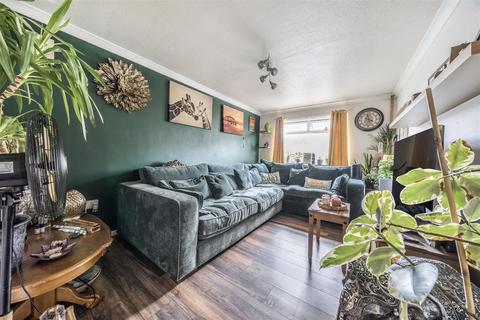 81 Malvern Drive, Bristol, BS30 8XA