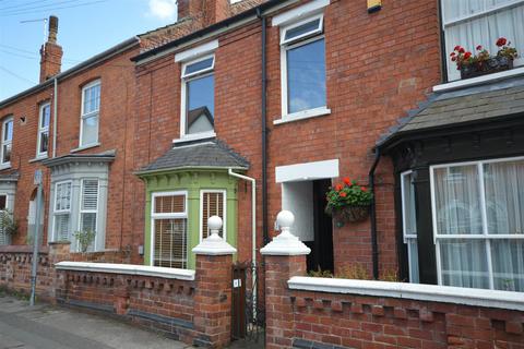3 bedroom terraced house to rent, Cecil Street, Lincoln