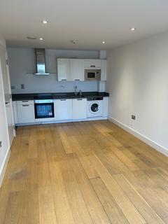 2 bedroom flat to rent, Creek Road, London SE8
