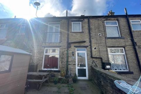 2 bedroom terraced house for sale, Wellington Street, Bradford BD13