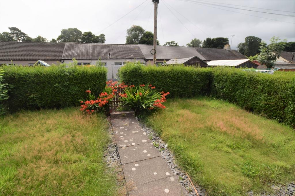 49 Laghall Court, Dumfries, DG1 4 SY - Grieve Grier
