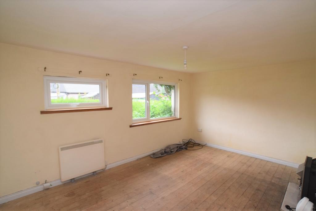 49 Laghall Court, Dumfries, DG1 4 SY - Grieve Grier