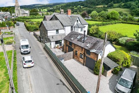undefined, Maesteg, Llandrillo