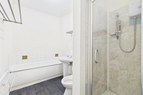 4 bedroom apartment to rent, Jesmond, Newcastle Upon Tyne