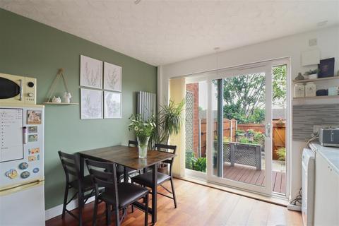 3 bedroom terraced house for sale, Ashberry Gardens, Upperthorpe, Sheffield