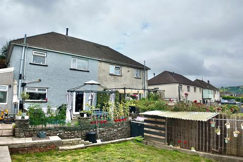 4 bedroom semi-detached house for sale, Park Road, Maesycwmmer, CF82