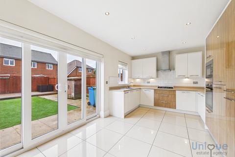 3 bedroom semi-detached house for sale, Redwood Drive, Blackpool, FY4