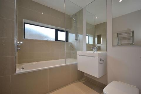 2 bedroom apartment to rent, Erin House, Riverside Gardens, Wembley