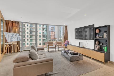 2 bedroom property for sale, Saint George Wharf, London SW8