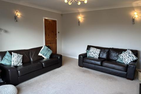 5 bedroom detached house for sale, Westwood Avenue, Honley, Holmfirth