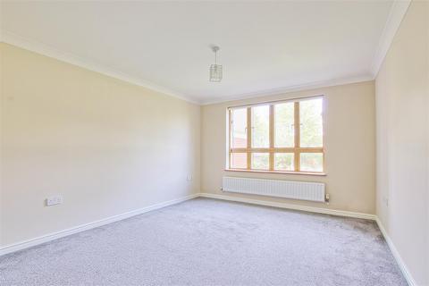 2 bedroom flat for sale, Riverside, Cambridge