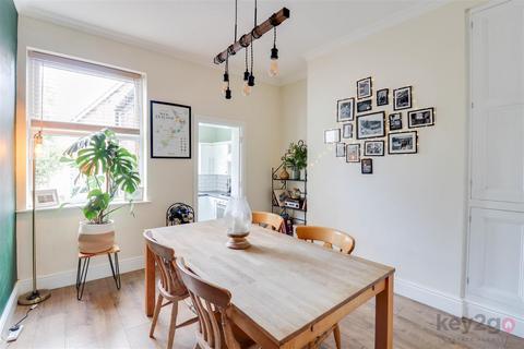5 Greengate Lane, Sheffield, S13 7PY