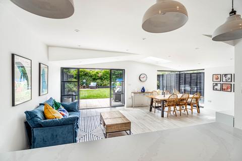 48 Cavendish Road, St Albans, AL1 5EE