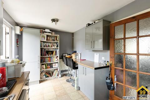 undefined, Hamlet, Cheltenham, Glos, GL51