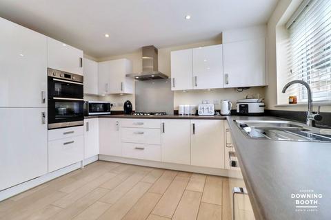 19 Buddleia Avenue, Streethay, Lichfield, WS13 8LL