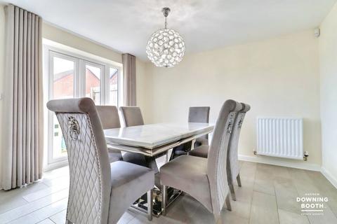 19 Buddleia Avenue, Streethay, Lichfield, WS13 8LL