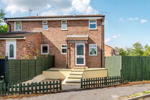 undefined, Salisbury Close, Alton, Hampshire, GU34