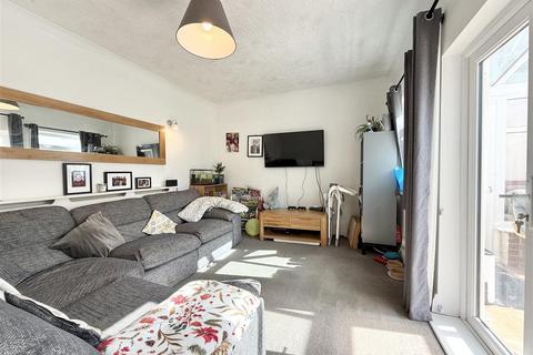 3 bedroom semi-detached house for sale, Grove Road, Oldbury