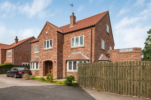 undefined, Rosewoods, Howden, Goole