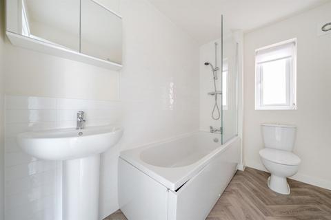 undefined, Harviston Avenue, NG4