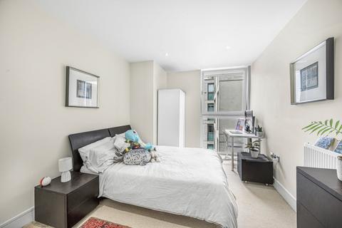 1 bedroom flat for sale, Lanterns Way, London