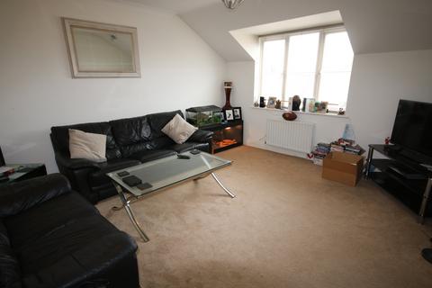 2 bedroom flat to rent, Clarence Road, Hart GU51