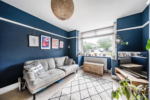 6 Beechmount Grove, Bristol, BS14 9DN
