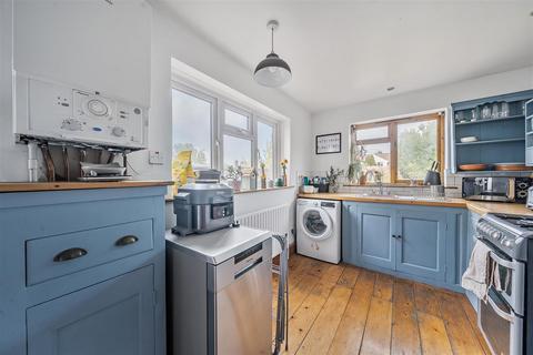 6 Beechmount Grove, Bristol, BS14 9DN