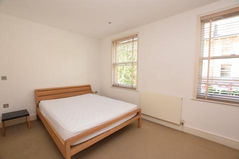 4 bedroom townhouse to rent, Marcia Road Southwark SE1